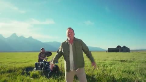 Steven Malcolm 'Feels To Be Free' ft Sanctus Real