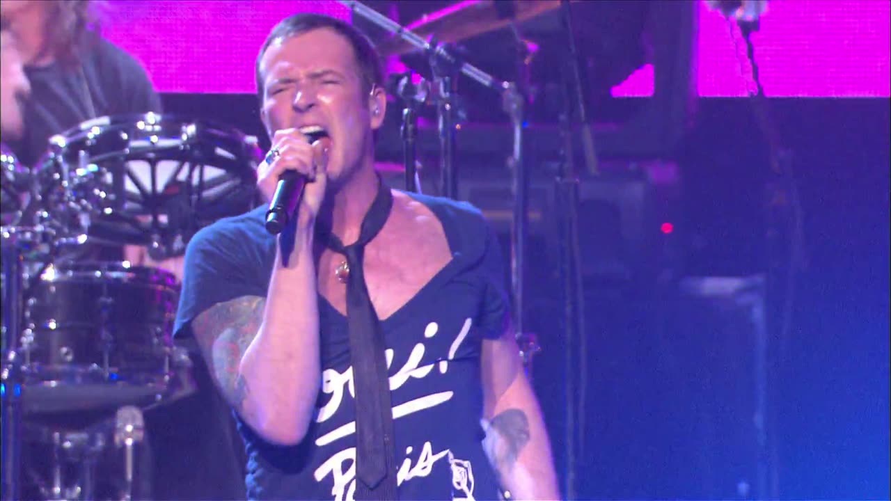 Hollywood Bitch - Stone Temple Pilots (live)