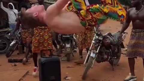 Whitee Bringing Vibes To Africa