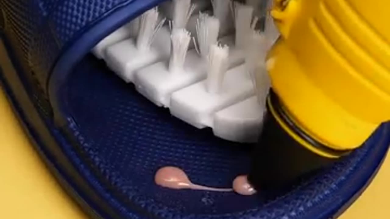 23 QUICK AND USEFUL HACKS