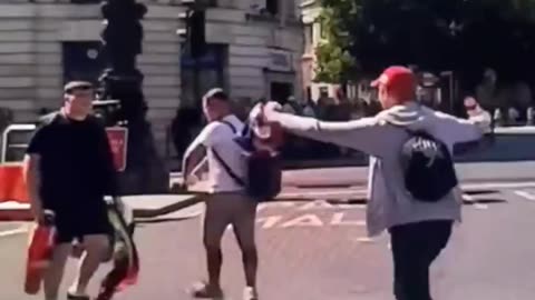 British patriot doesn't want to see non-British flags in London.