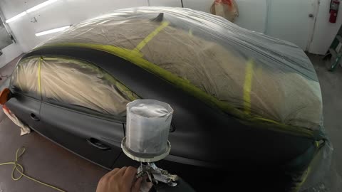 ANI F-160 sprsy gun laying down clear coat