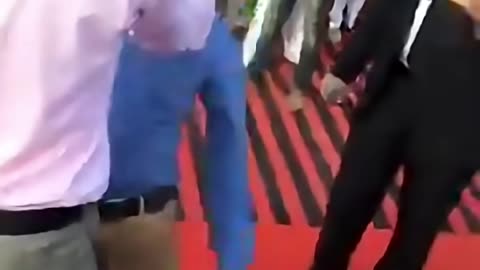 dekhiya ek pastor ko church mai kya hoya 😱