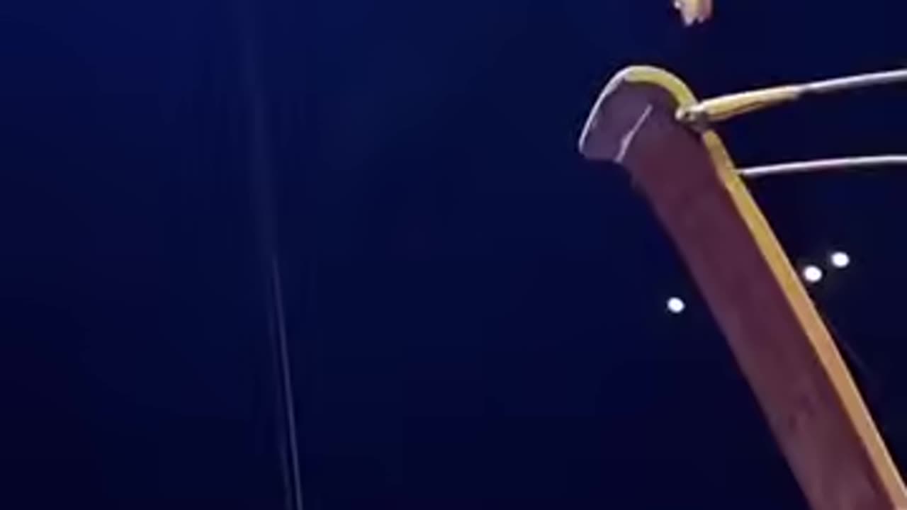 The way she lands on the other swing
