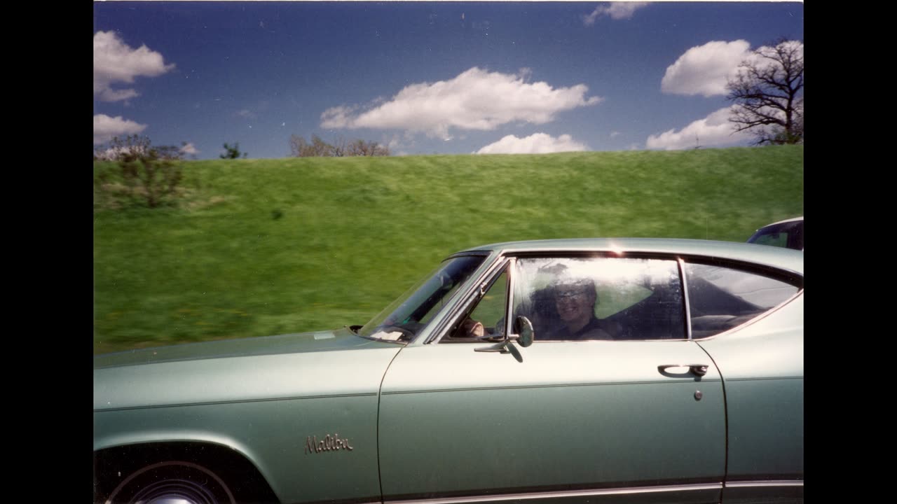 James Holden - Global DJ Broadcast, February 24, 2003. First Track