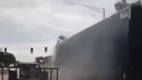 DEVASTATING crash in Thomasville, Alabama, after a large semi truck, occupied