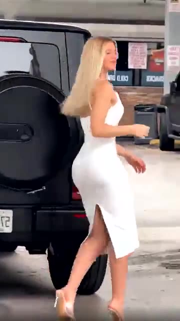 Hot Girl Spring Dress 1, 2, or 3 🔥