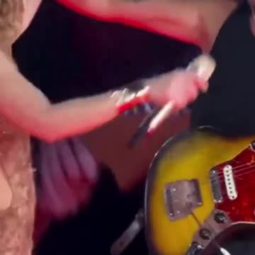 ¡La DECLARACIÓN de AMOR de Shakira a Alejandro Sanz en pleno concierto!