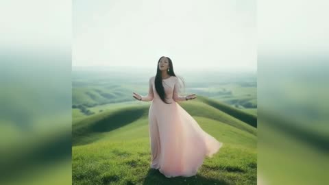 Delana Hope - Something Big (Official Video)