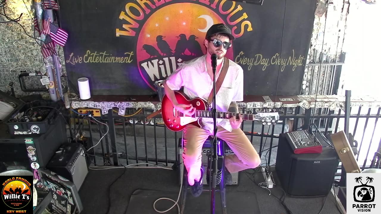 LIVE Music Everyday!