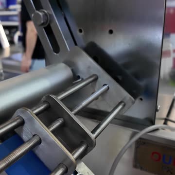 Minipress.ru Смеситель-гранулятор для фармацевтических масс