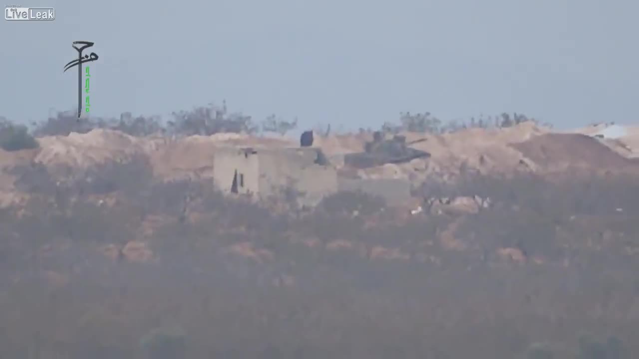 Syrian War Morek, Hama TOW ATGM vs T-55 hit (FSA Hazzm Movement) 2014.10.23