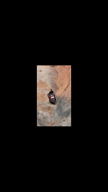 Crazy HD Touring - Uphill