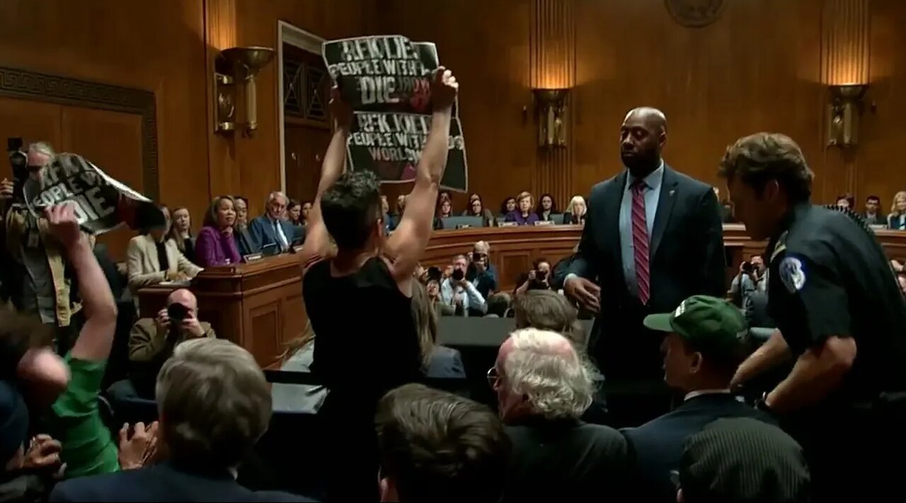 Capitol Police Remove Protesters After Disruption at RFK Jr’s Senate Hearing on Health Policy