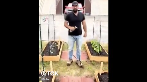 HOMESTEADING🍇👨‍🌾🌱🫛🌽🥔🌻🐝USING ONE ACRE OF LAND🌾🐓🥚🐐🌳🥬💫
