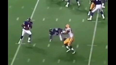 Reggie White throws Cris Carter into Warren Moon for the sack. Green Bay Packers, Minnesota Vikings