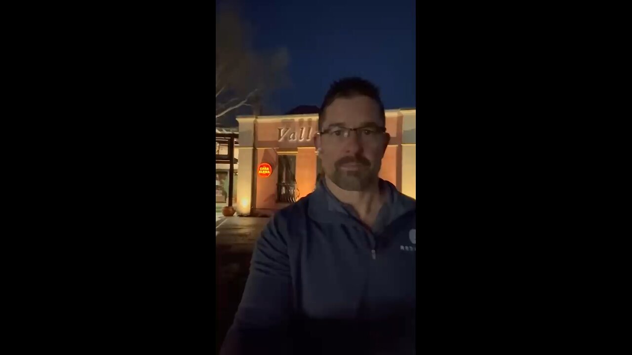 Restaurant up lighting project