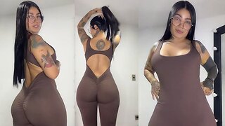 La Rola The Best Latina Beauty Model Hot Sexy Body Shocks Everyone While Chilling With Me!