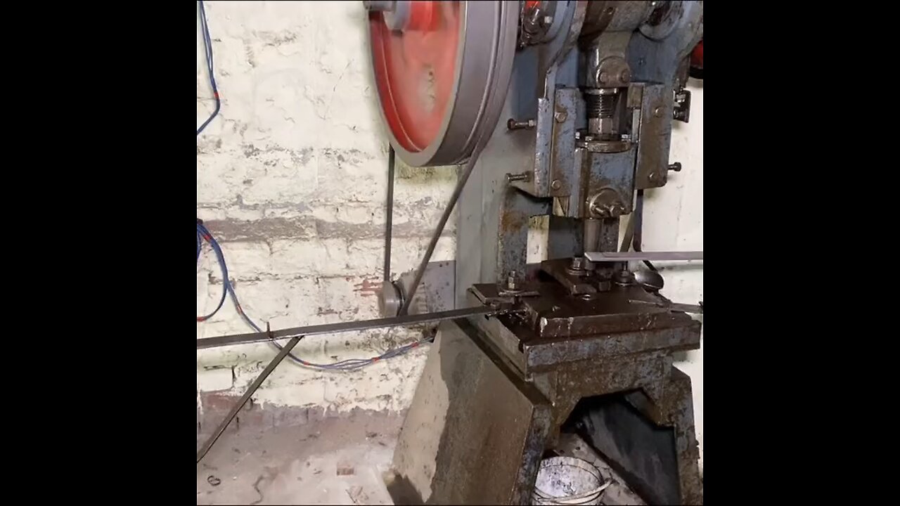 making of cart for street food stall.