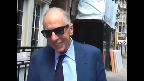 Ex-CIA Robert David Steele on the DEEPSTATE Rothschild Central Bankers hierarchy