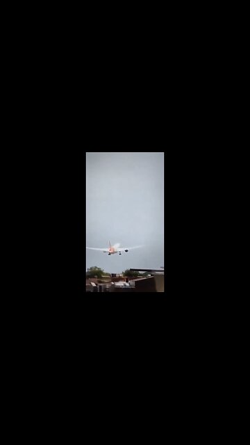 "Indian Plane Crash Caught on Camera – Fiery Impact After Tragic Crash"