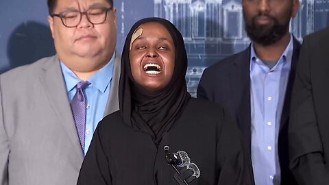 Disturbing 🙄“Being Somali isn’t just eating bananas with rice… it’s uh... Bananas & rice.”