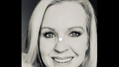 she hosts of the podcast “The Psych with a Mic” the Dr Jen