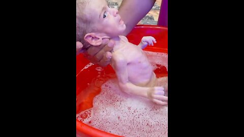 baby abubakar is taking shower