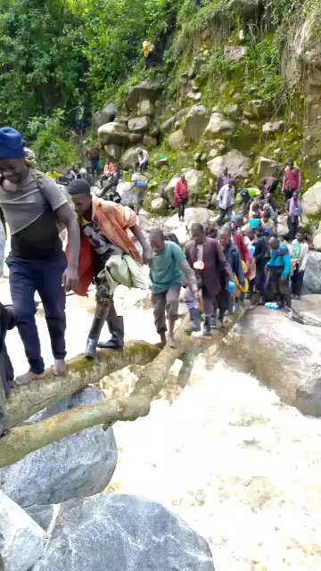 𝙳𝚊𝚗𝚐𝚎𝚛𝚘𝚞𝚜 𝙲𝚛𝚘𝚜𝚜𝚒𝚗𝚐- 𝚁𝚒𝚟𝚎𝚛 𝚁𝚒𝚟𝚎𝚛 𝙽𝚢𝚊𝚖𝚠𝚊𝚖𝚋𝚊- 𝚄𝚐𝚊𝚗𝚍𝚊