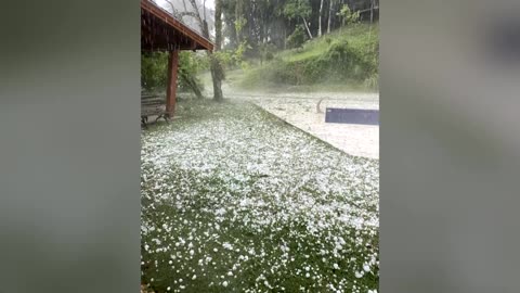 Hailstorm leaves over 200 injured, vehicles damaged in Brazil