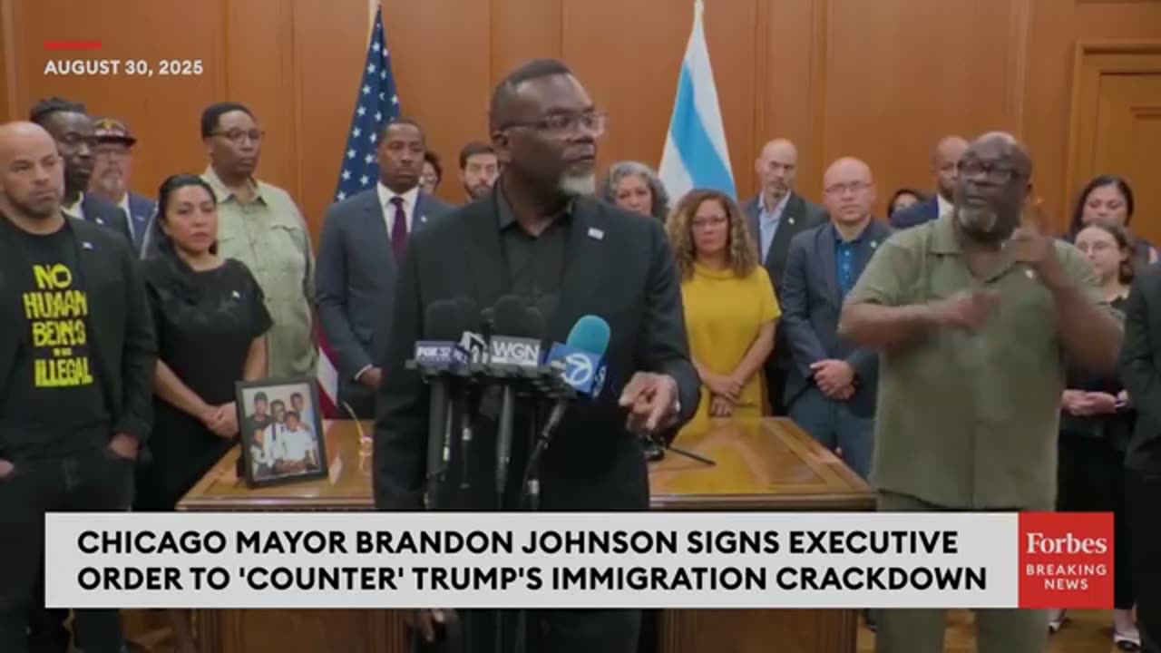'He Is Reckless And Out Of Control': Mayor Brandon Johnson Shreds Trump Amid National Guard Threats