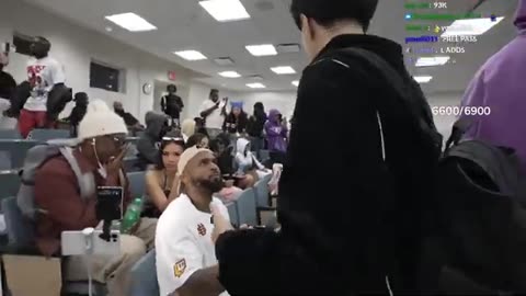Steaming University Tota and Ray just tricked Kai Cenat by using a language barrier
