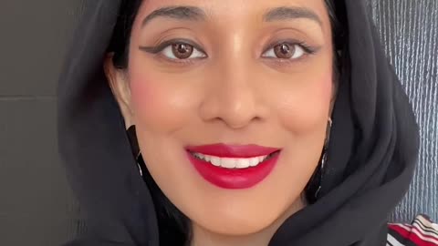 I Tried Iranian Makeup… and Said This 🇮🇷