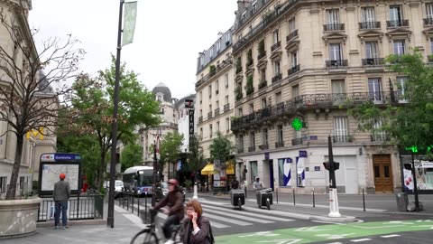 Parisians reject PM's 'scandalous' idea to reduce public holidays
