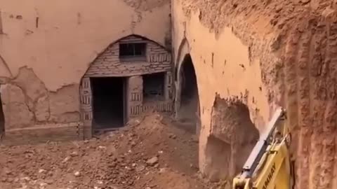 Never forget what could beneath yOUR feet!