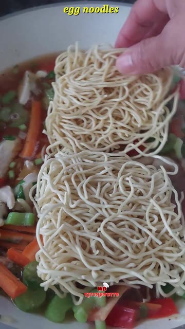 5 Minutes Pansit Canton #viral #cooking #shorts #food #recipe #easy