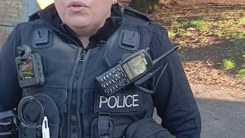 Cops dog eataz