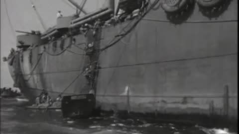 CONVOY ENROUTE, BOM... - CONVOY ENROUTE, BOMBARDMENT, & MARINE LANDING OPERATIONS, KW - 428-npc-1470