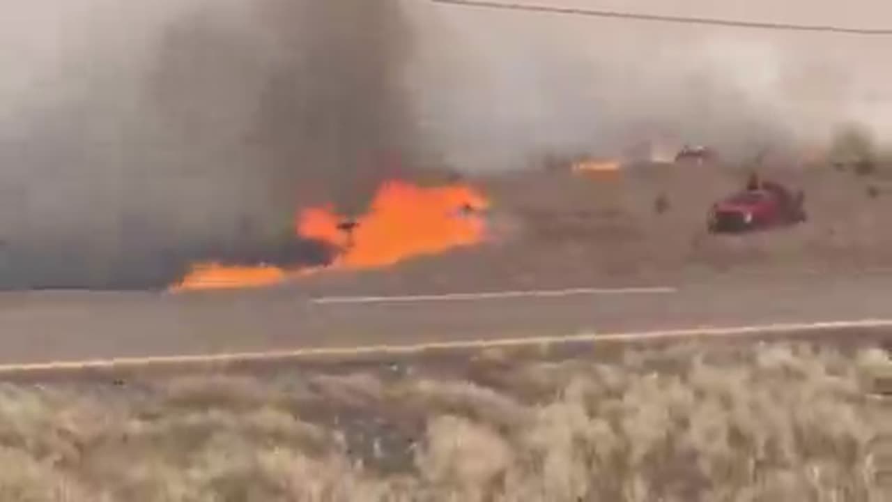 The General - BREAKING： Wildfires have reportedly forced evacuations in multiple towns across northe