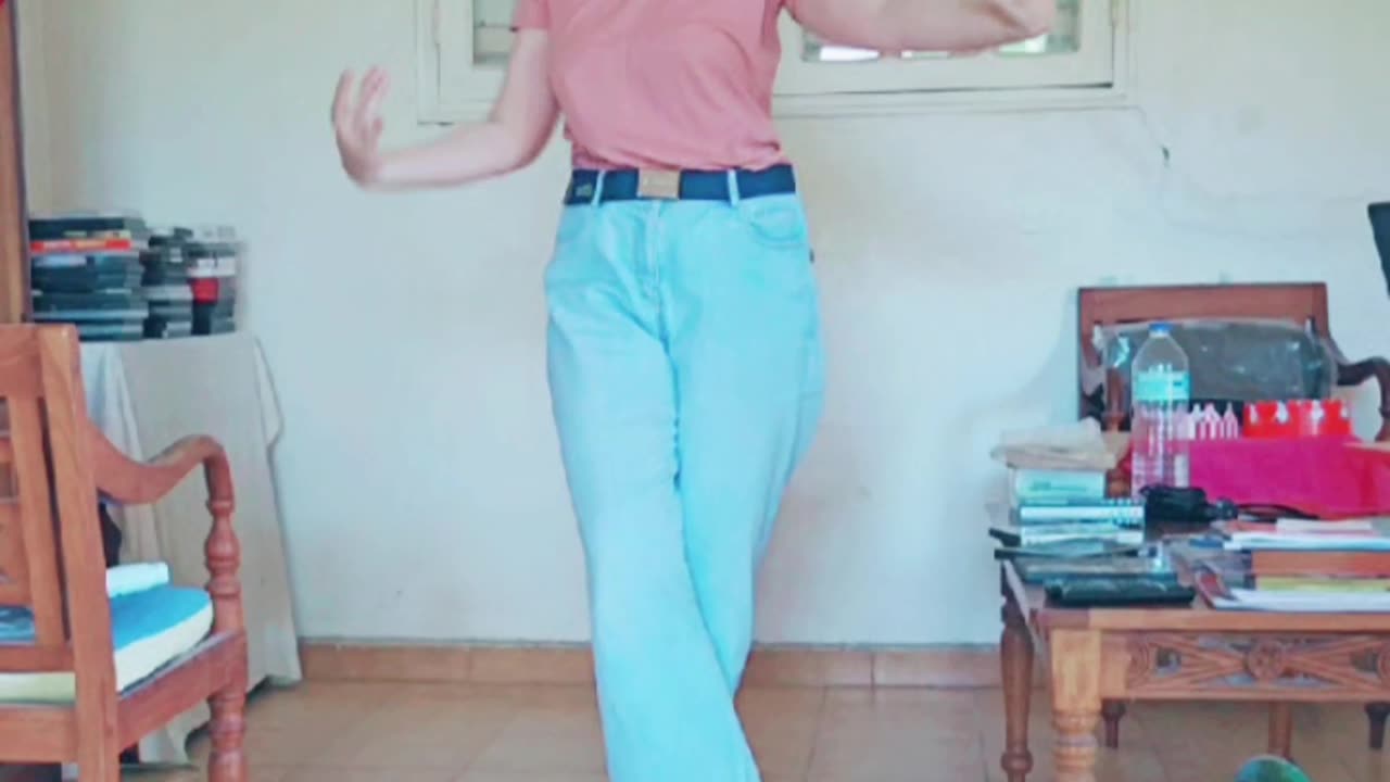 Happy dancing by Diane Valanga