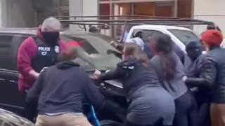 Chaos erupts in San Francisco as ICE officers clash with masked ANTIFA protesters!