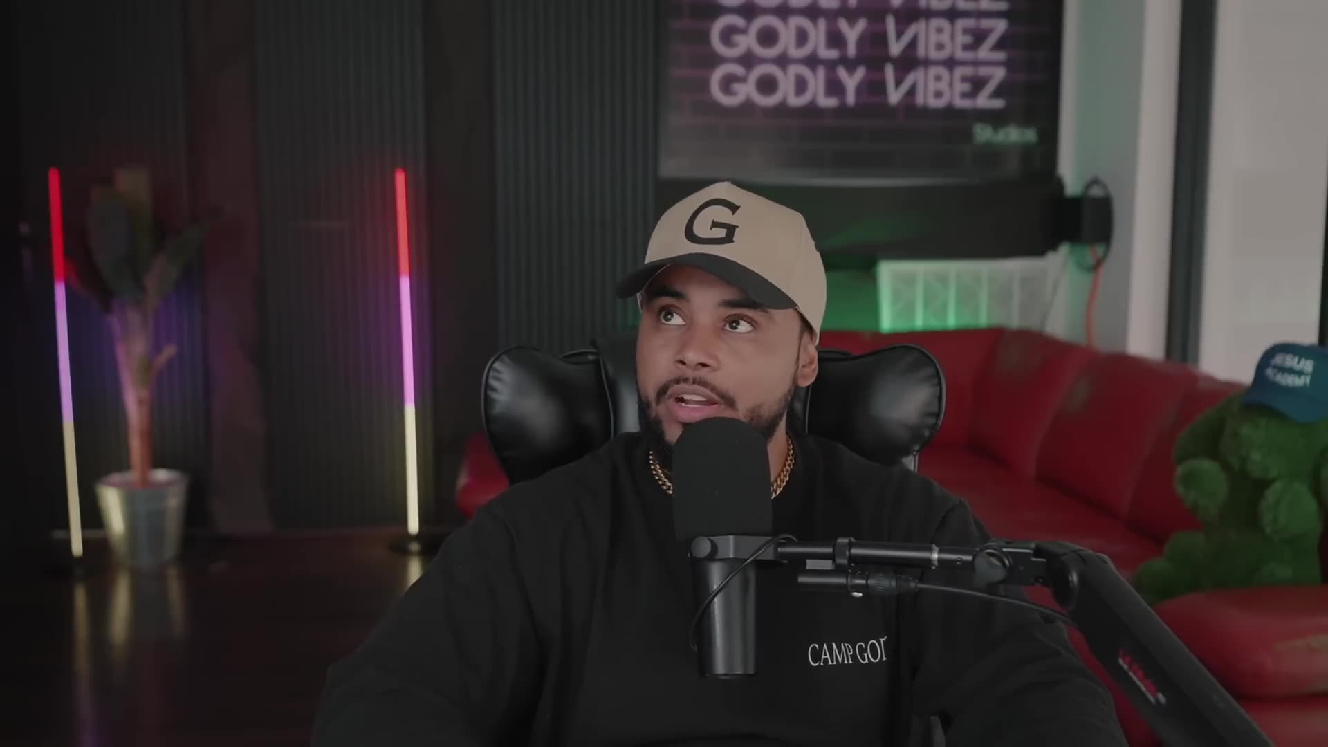 The Red Heifer has been Sacrificed in secret | Jew shows Video