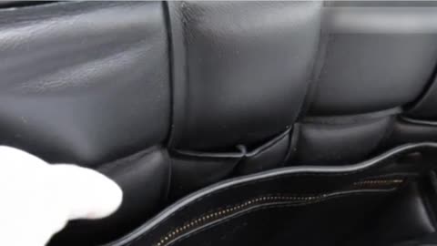 BOTTEGA VENETA Shoulder Bag – Black Lamb Leather | Short Video