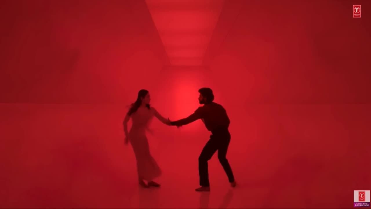 Nadhive - Music Video (The Girlfriend)