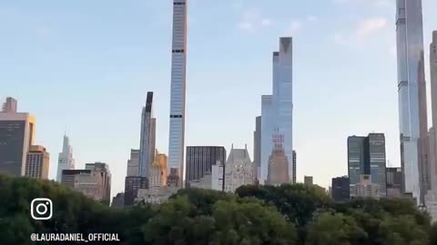 😊🗽 Laura's Love for New York Will Make You Smile! | FunFM