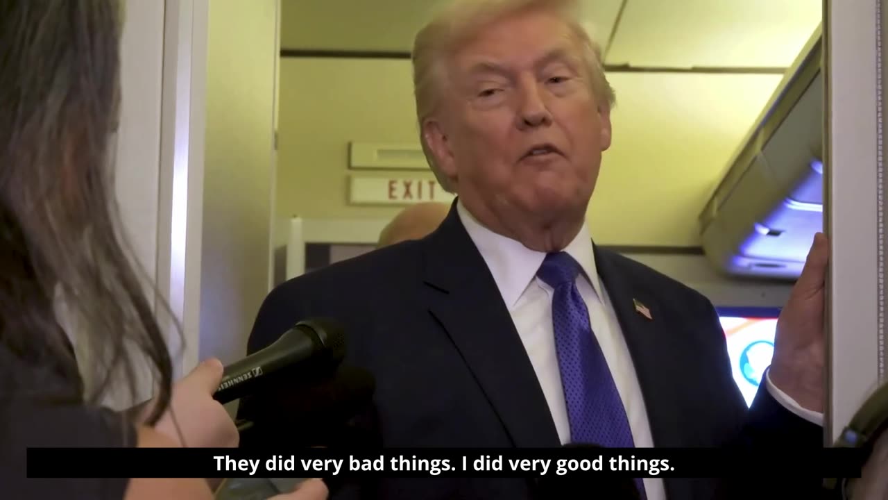 Reporter Compares Trump Obama Apes Post To Biden Autopen