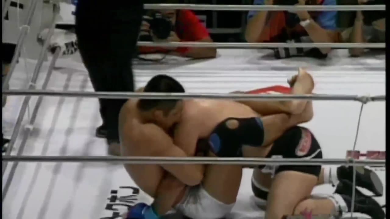 Wallid Ismail vs Shungo Oyama Pride 15: Raging Rumble