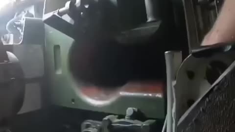 Up-close combat footage from #Ukraine tank fighting near #Kherson