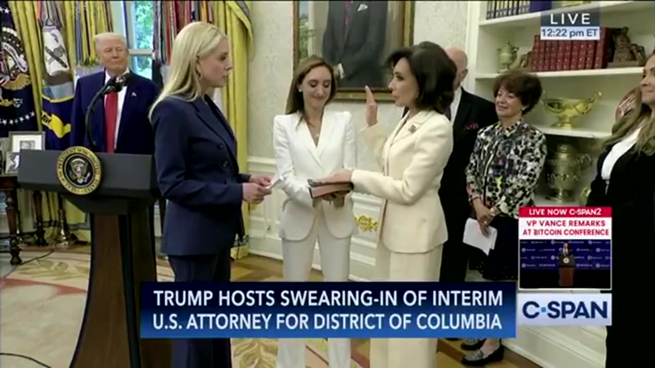 Judge Jeanine officially sworn in