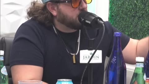 Liquid Death - From Graphic to $400M Yearly Brand!